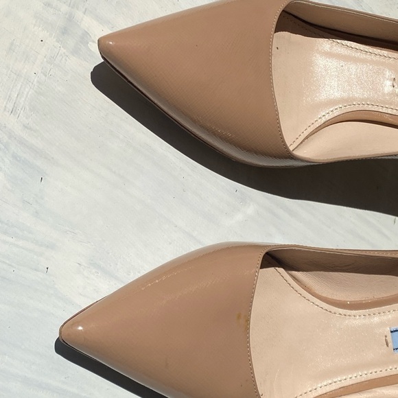 Authentic PRADA nude beige mid heel patent pointed toe heels with COA - Picture 3 of 13